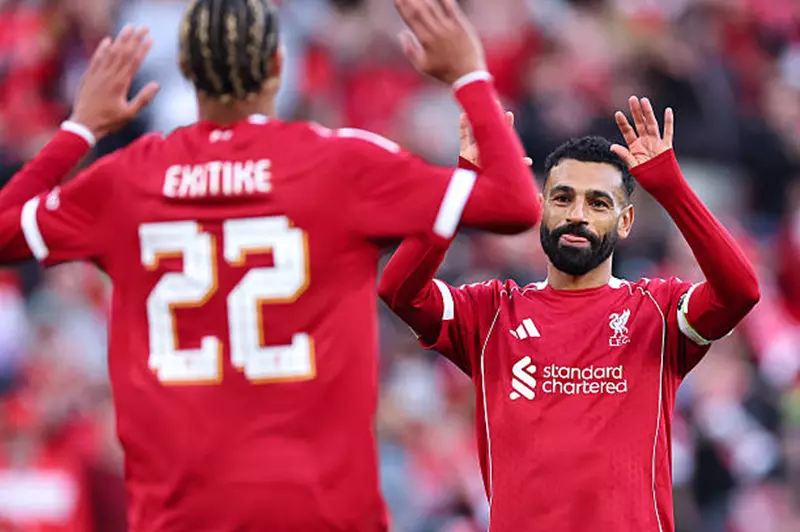 محمد صلاح وهوجو